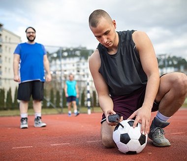 Como funciona a bola inteligente usada em jogos de futebol? - Olhar Digital