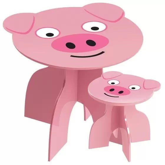 mesa e banquinho com tema porco rosa