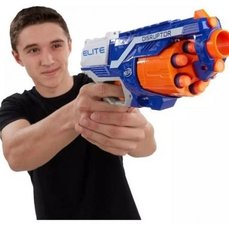Brincadeira com a NERF