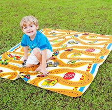 Saiba como limpar o tapete infantil