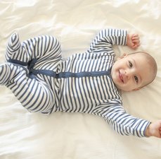 Roupa de bebê: qual é a ideal?