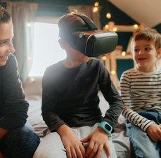 Como fazer seu próprio óculos de realidade virtual em casa: tutorial fácil e econômico