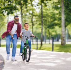 Como ajustar os freios e marchas da minha bicicleta?