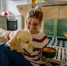 Os benefícios da alimentação natural pra pets