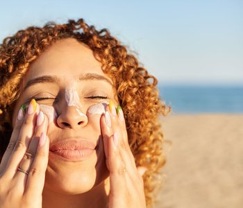 Protetor solar para cuidar da pele no verão: guia completo