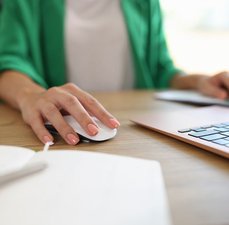 Como conectar mouse sem fio no notebook? Guia prático pra não errar