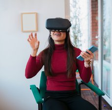 Como colocar o celular no óculos de realidade virtual: guia simples e rápido