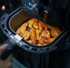 Por que as air fryers estão em alta na Black Friday?