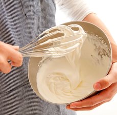 Chantilly no mixer: funciona mesmo? Veja como preparar em casa