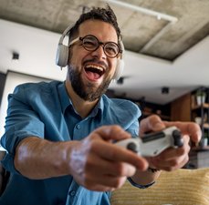 Vale a pena esperar a Black Friday pra comprar o PS5 Slim?