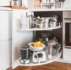 Como aproveitar o canto do armário de cozinha (sem perder espaço)