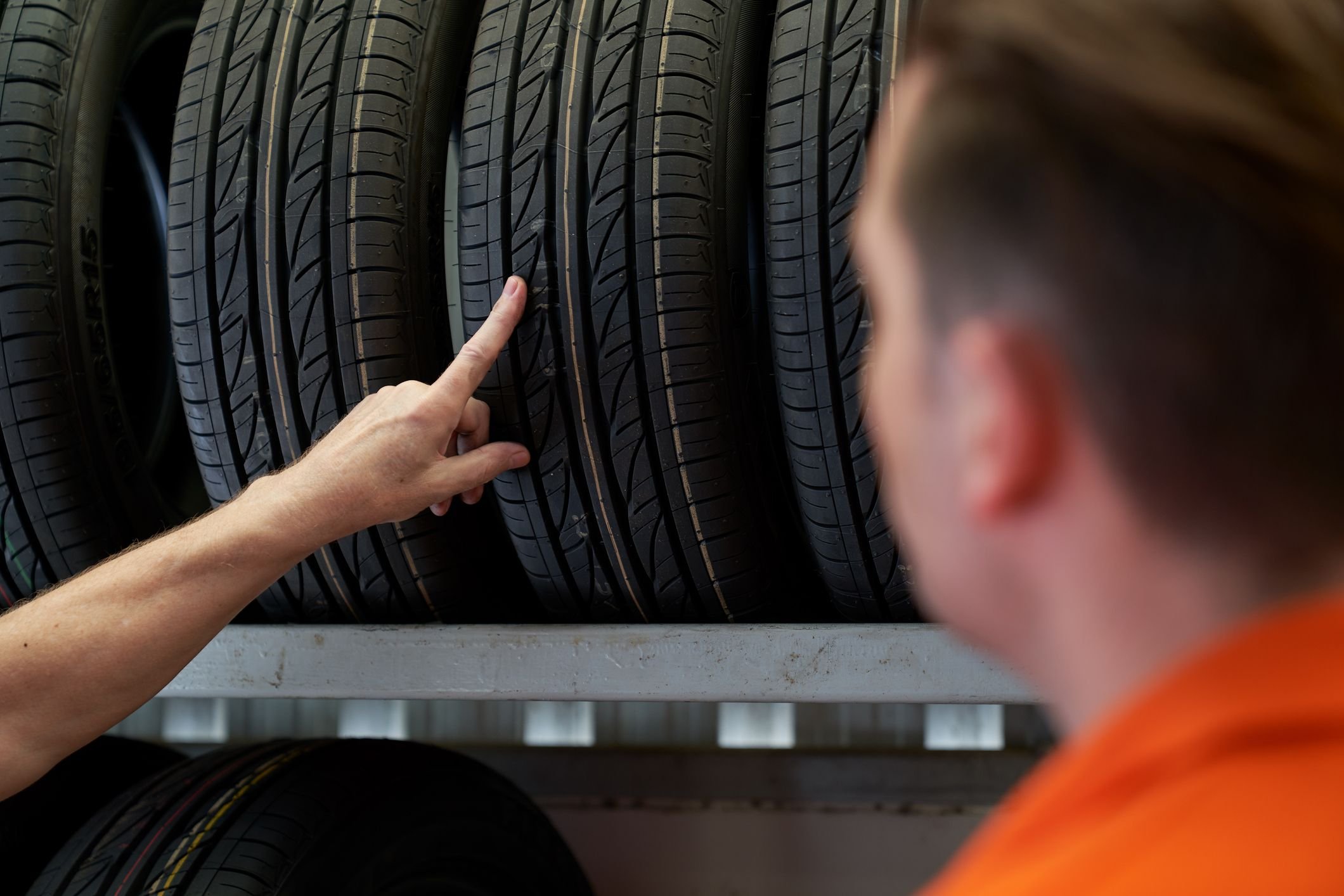 Tipos de Pneus: Saiba as Diferenças e Qual é o Mais Indicado Para o Seu  Carro