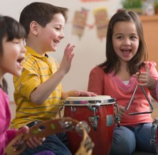 7 benefícios da música pra crianças