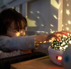 Projetor astronauta vs. projetor de estrelas tradicional: qual escolher?