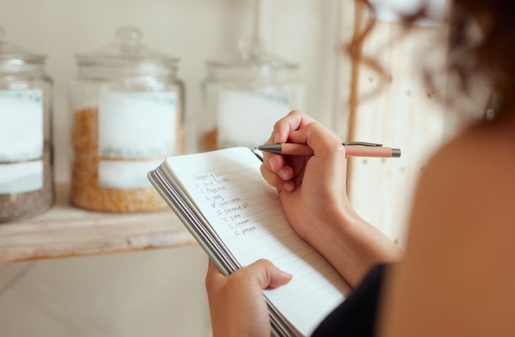 checklist-essencial-antes-de-comprar-uma-geladeira