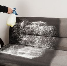 Como impermeabilizar sofá: quando vale e como fazer