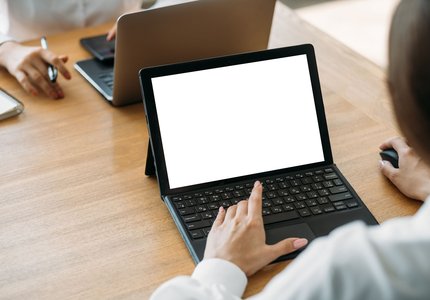 Notebook 2 em 1: um híbrido entre tablet e laptop