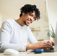Vale a pena comprar um MacBook? Confira os prós e contras!