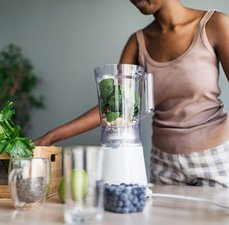 Como limpar liquidificador: passo a passo rápido e sem cheiro