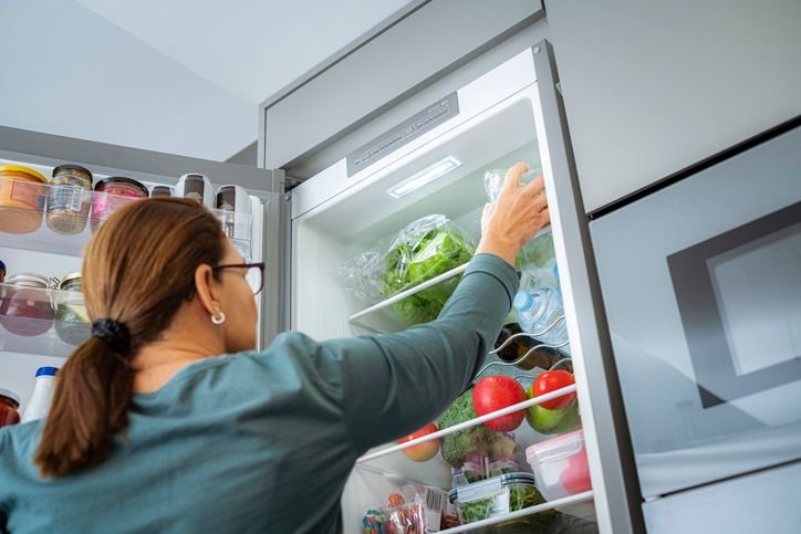 como-saber-se-uma-geladeira-e-economica-guia-da-etiqueta-de-energia