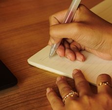 Agenda para professor: como organizar aulas, avaliações e rotina escolar