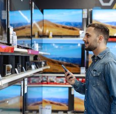 Liquidação Fantástica Magalu: TVs em promoção e diferenças entre modelos