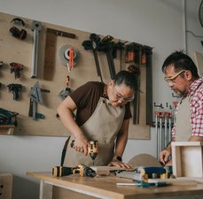 Parafusadeira Pneumática Profissional: Quando Vale Usar e Como Escolher