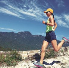 Tênis de caminhada: como escolher o modelo certo pra você