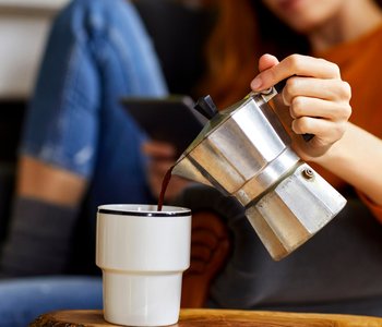 Cafeteiras: aprenda tudo sobre o utensílio favorito das manhãs